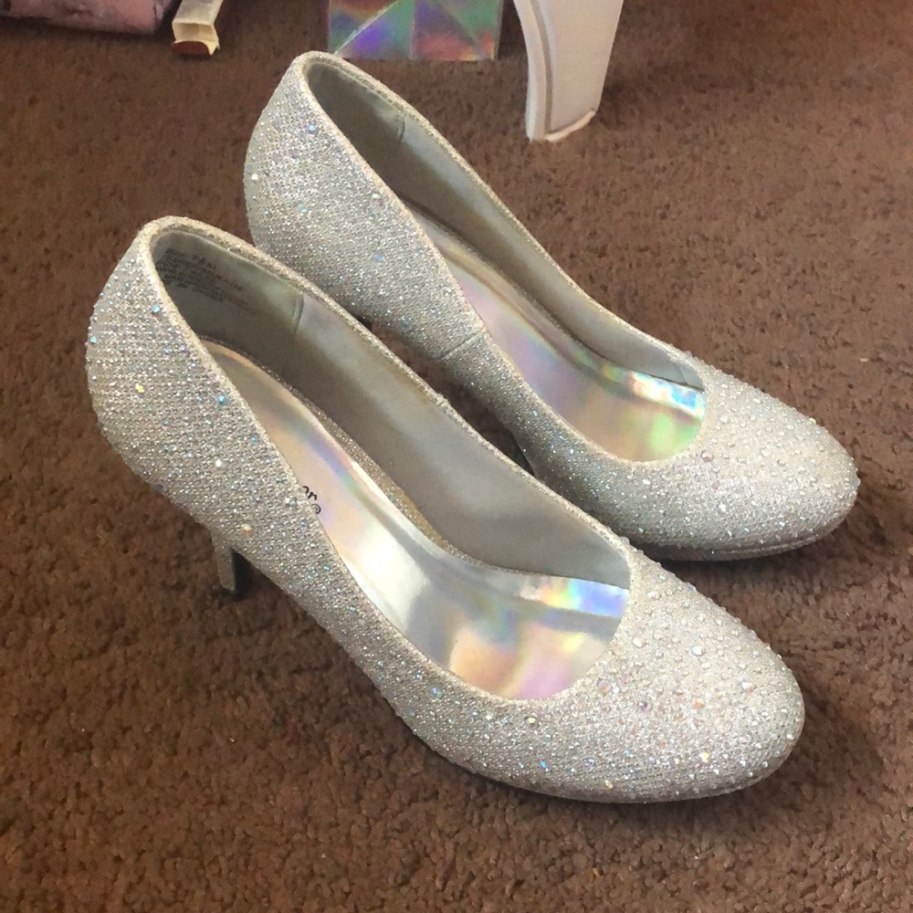 Silver High Heels with diamond gems